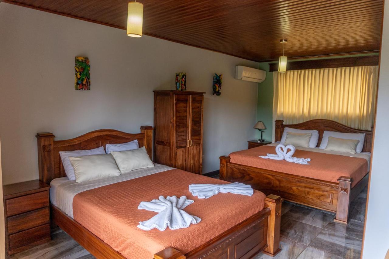 Hotel Margarita And Tour Operator Drakes Bay Buitenkant foto