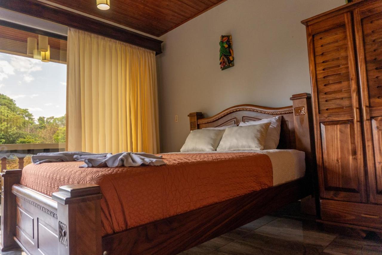 Hotel Margarita And Tour Operator Drakes Bay Buitenkant foto