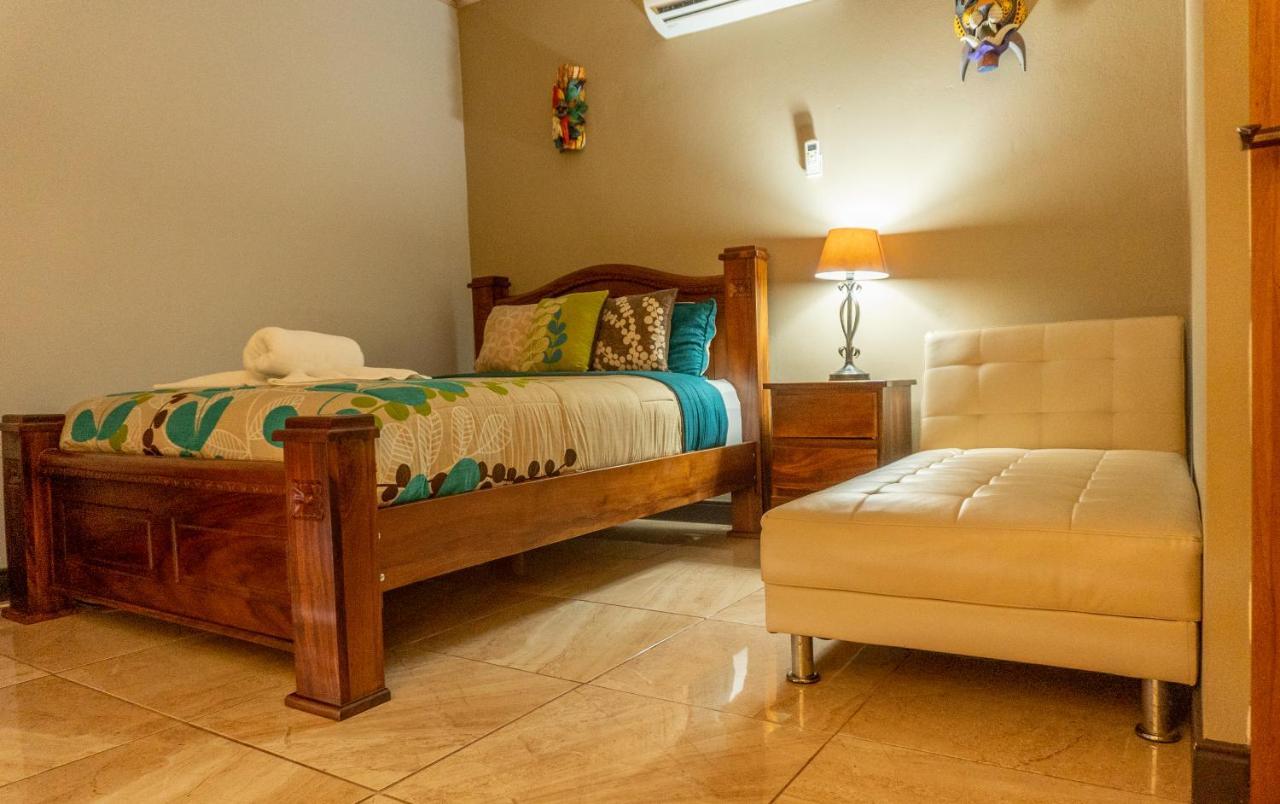 Hotel Margarita And Tour Operator Drakes Bay Buitenkant foto