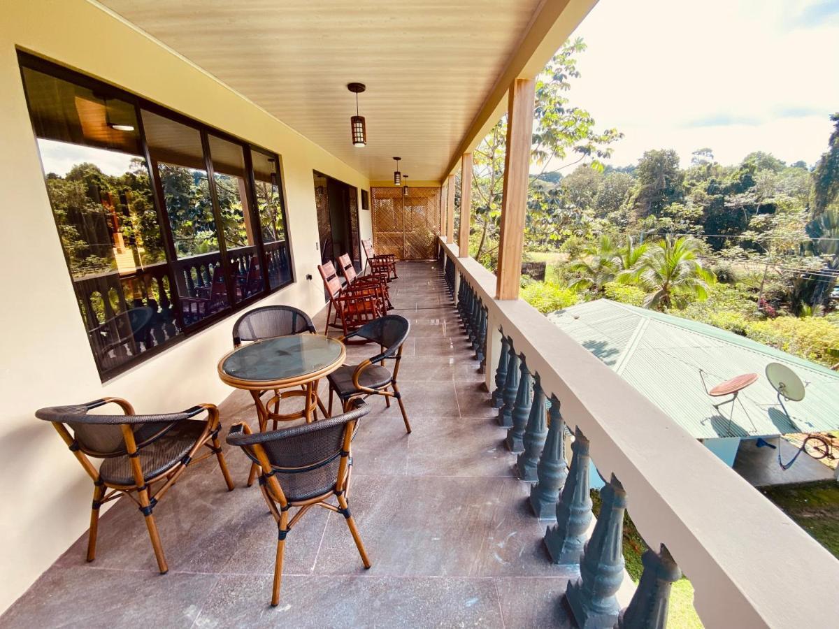 Hotel Margarita And Tour Operator Drakes Bay Buitenkant foto